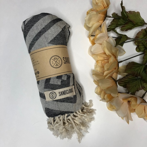 -SOLD- ~HOST PICK~ NWT Mandala Sand Cloud Towel - Picture 3 of 5